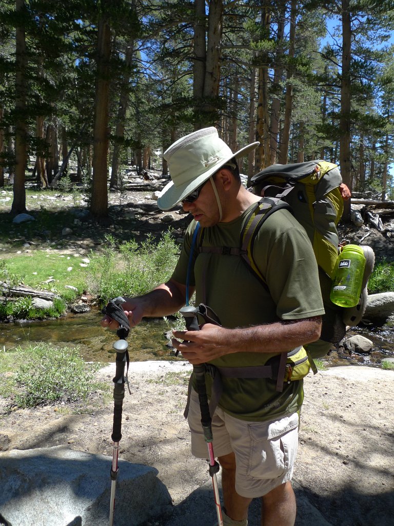 MineralKingLoop 183.JPG - Laurent and his chewed up poles